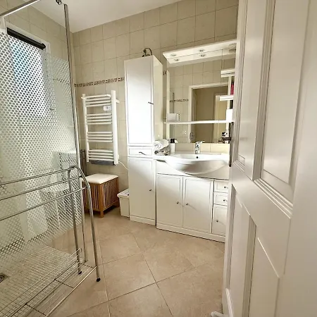 Maison Calme Au Pied Du Pic Loup بيت للعطل