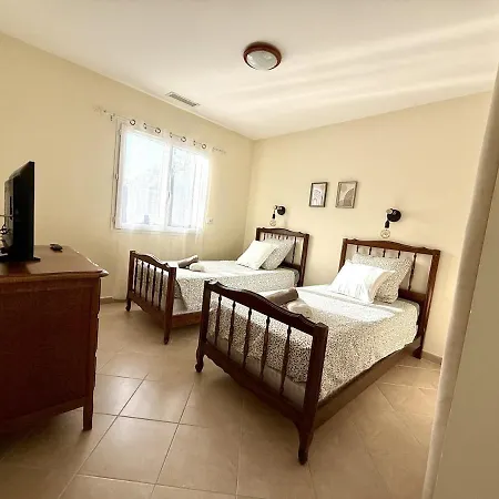 Maison Calme Au Pied Du Pic Loup Ferienhaus Saint-Jean-de-Cuculles