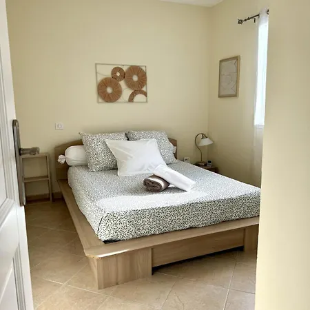 Ferienhaus Maison Calme Au Pied Du Pic Loup *