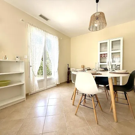 Maison Calme Au Pied Du Pic Loup Saint-Jean-de-Cuculles